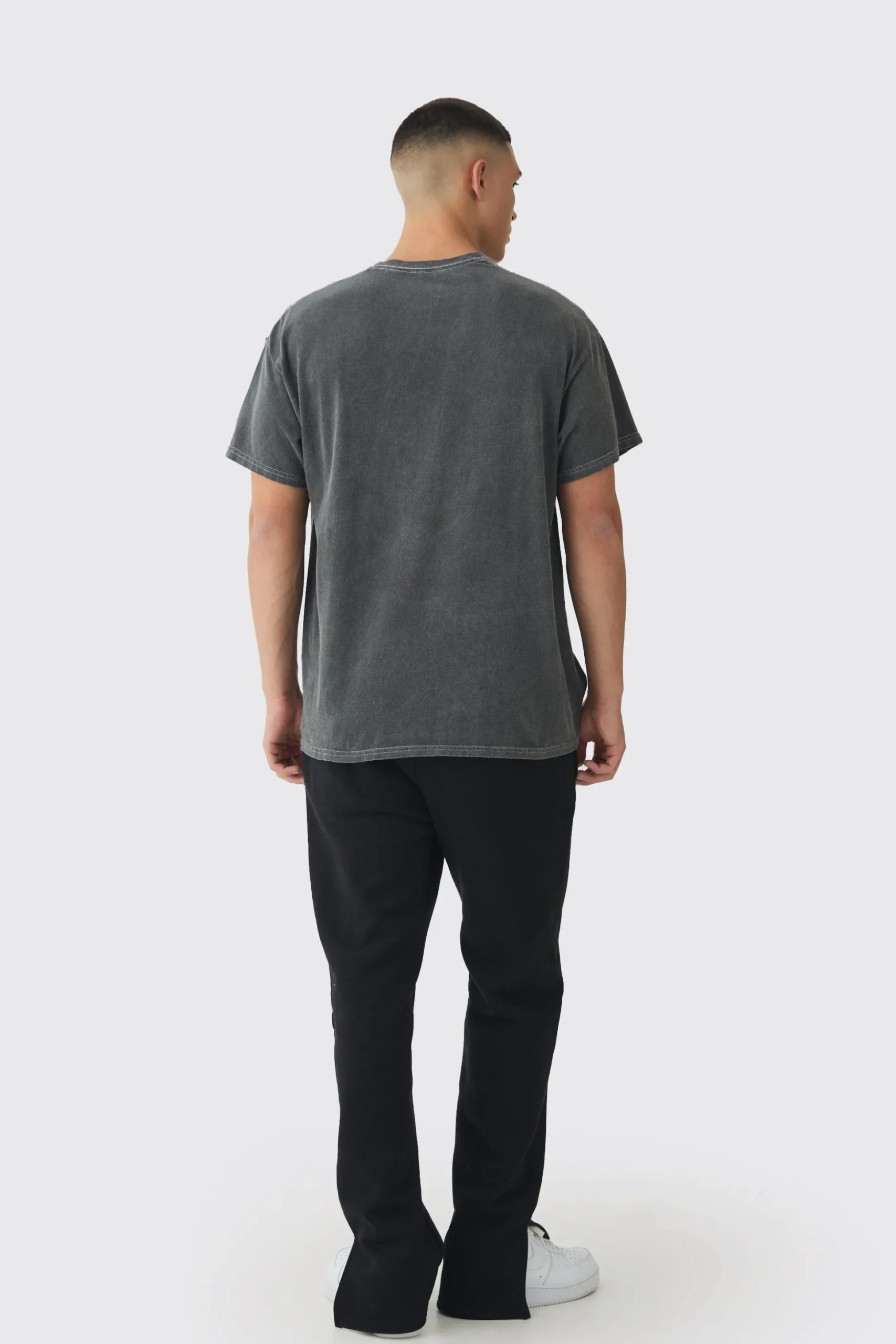 Oversized Beetlejuice Wash License Print T-Shirt | BoohooMAN UK