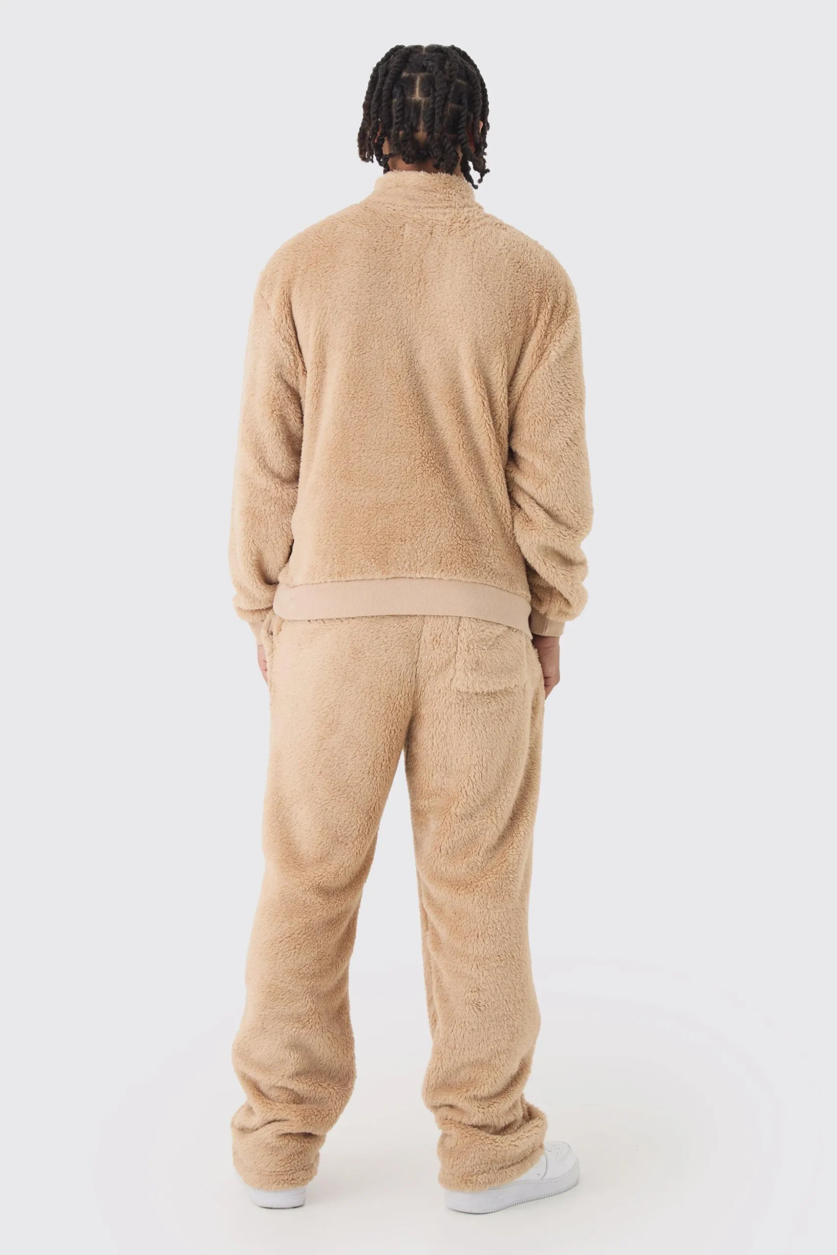 Oversized Boxy 1/4 Zip Limited Edition Teddy Borg Sweat Tracksuit | BoohooMAN UK