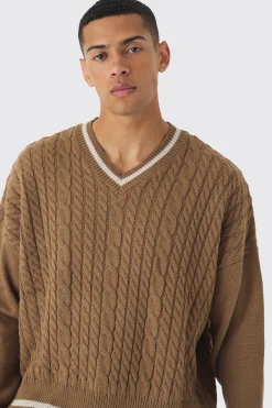 Oversized Boxy Cable Knit V Neck Jumper | BoohooMAN UK