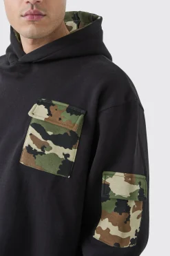 Oversized Boxy Camo Pocket Hoodie | BoohooMAN UK