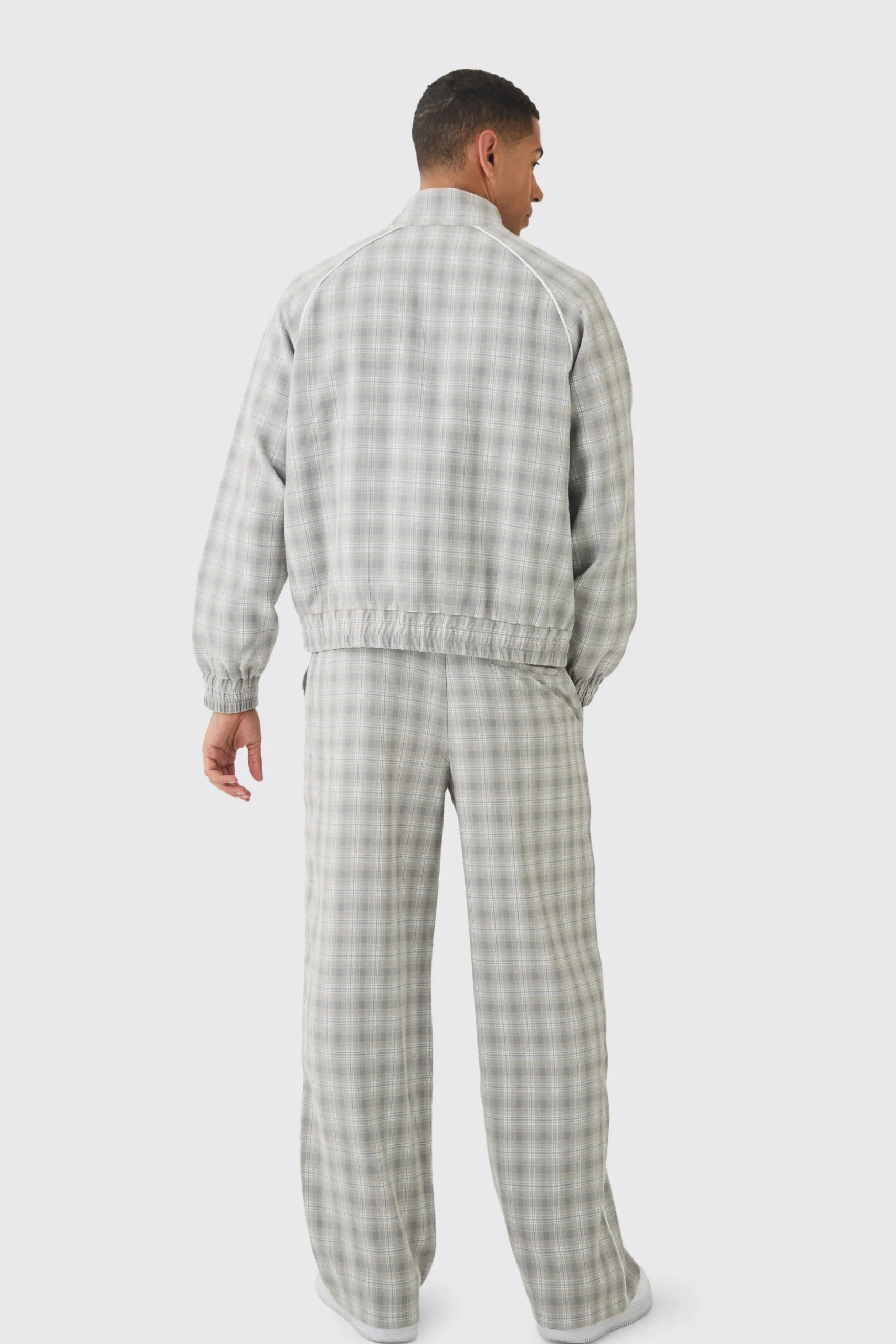 Oversized Boxy Checked Funnel Neck Tracktop | BoohooMAN UK