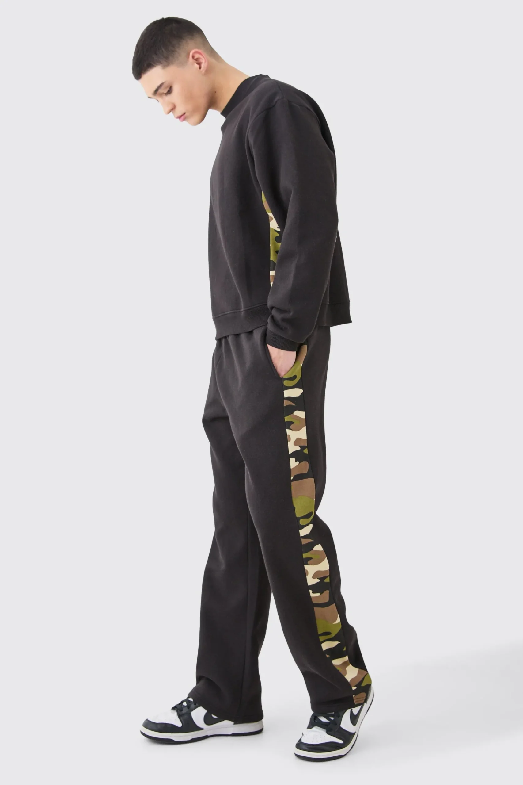 Oversized Boxy Extended Neck Camo Gusset Tracksuit | BoohooMAN UK