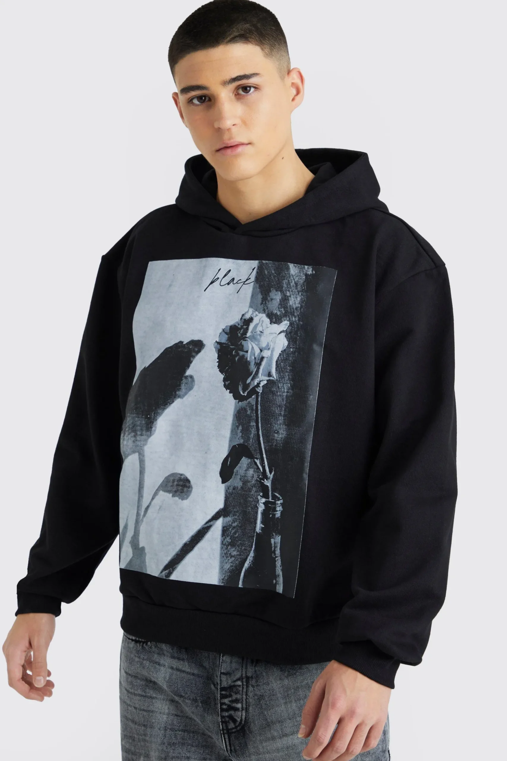 Oversized Boxy Heavyweight Graphic Hoodie | BoohooMAN UK