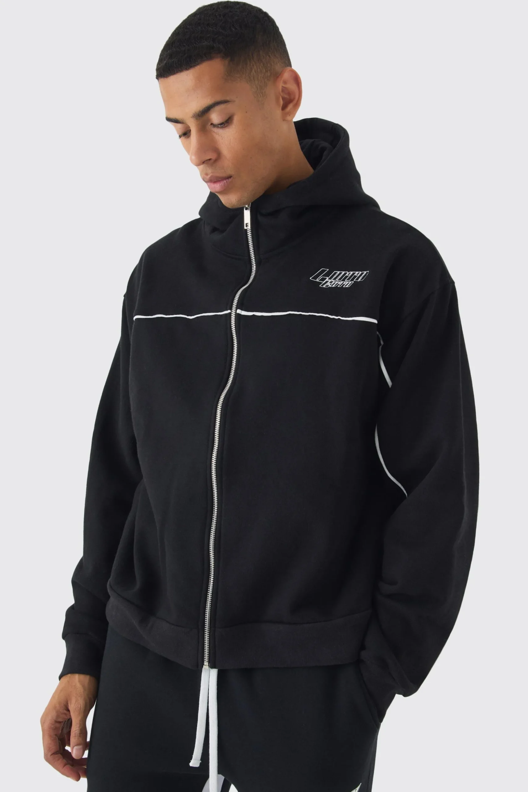 Oversized Boxy Heavyweight Embroidered Hoodie With Piping | BoohooMAN UK