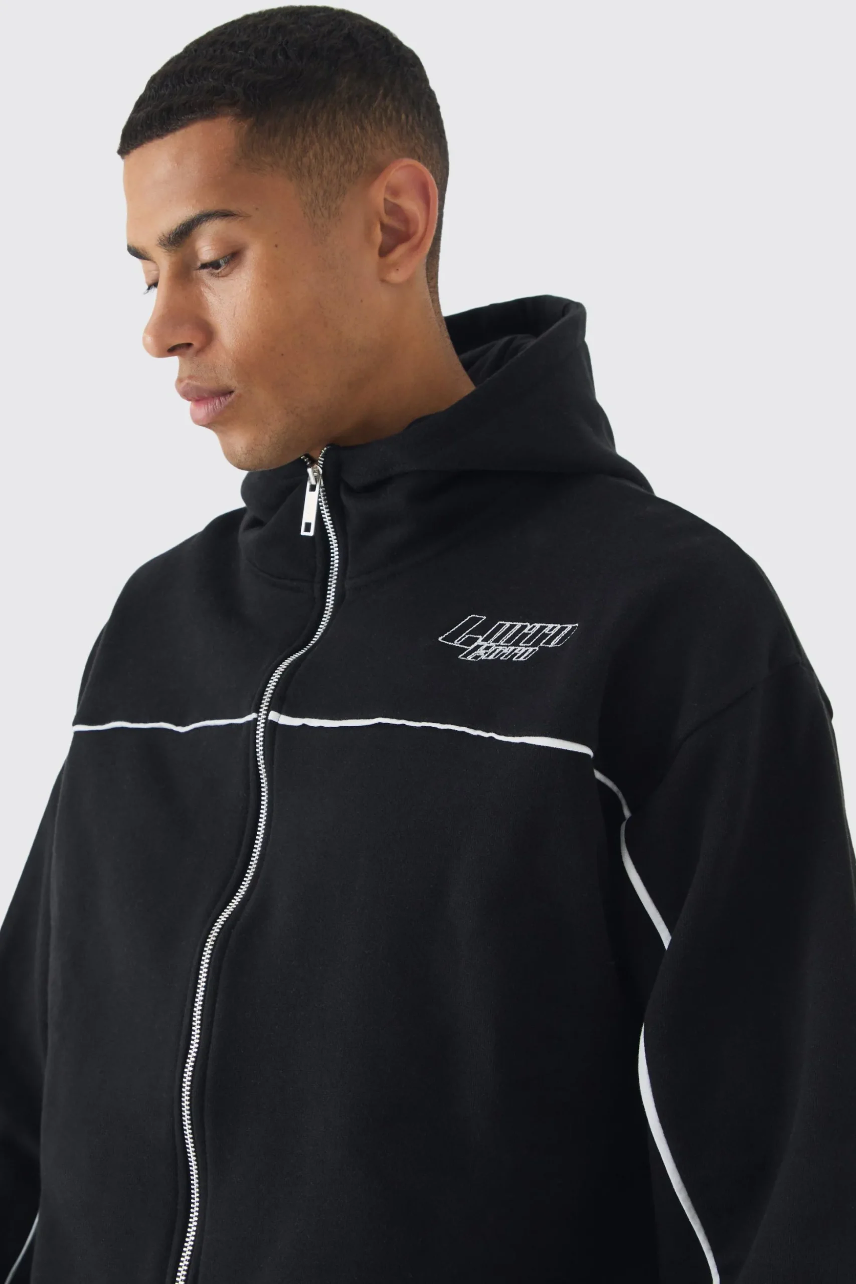 Oversized Boxy Heavyweight Embroidered Hoodie With Piping | BoohooMAN UK