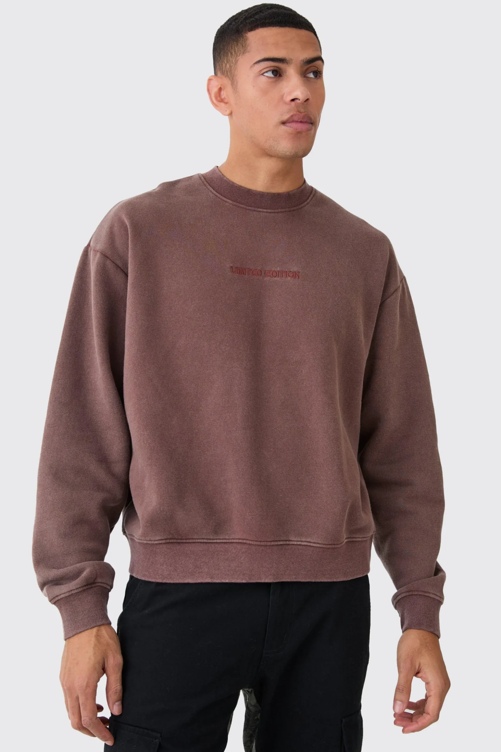 Oversized Boxy Limited Washed Sweatshirt | BoohooMAN UK