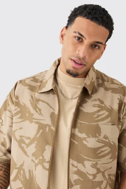 Oversized Boxy Ripstop Zip Through Camo Shirt | BoohooMAN UK