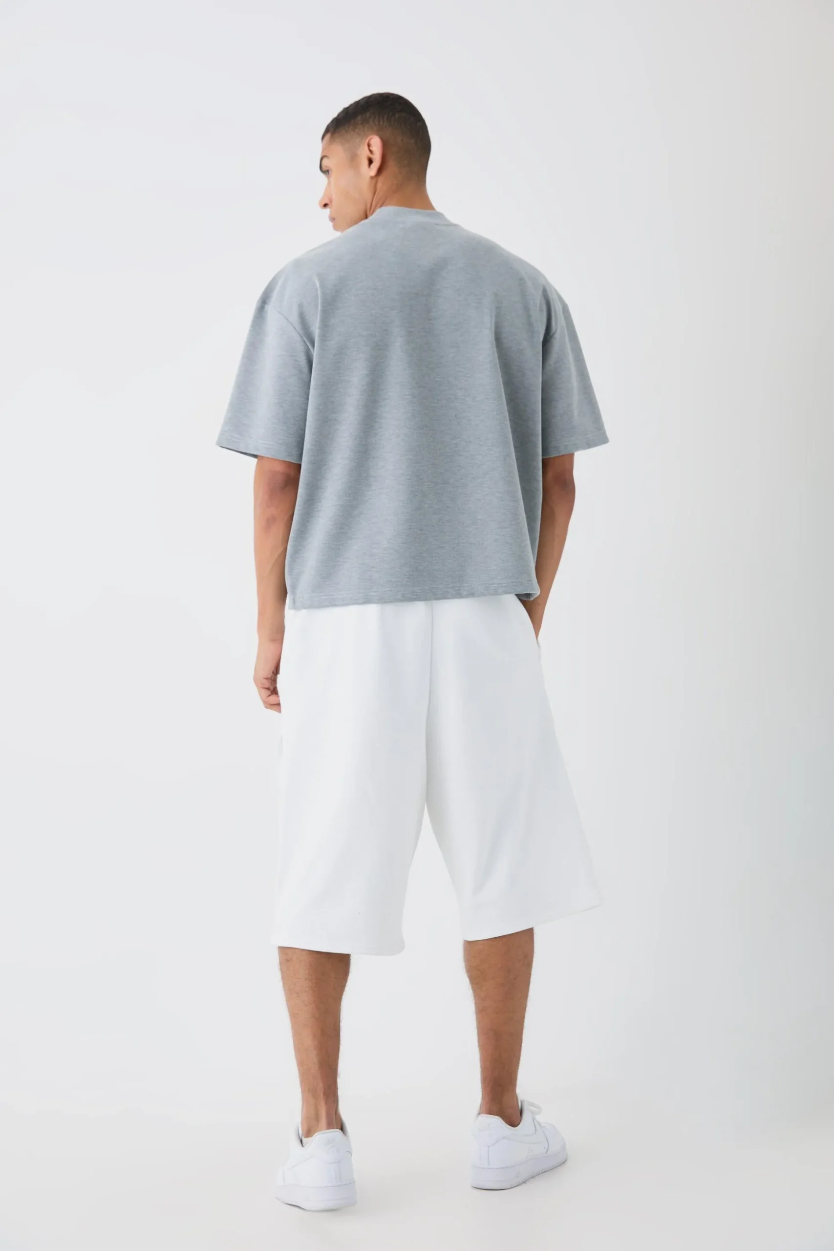 Oversized Boxy Tonal Printed Heavyweight T-shirt | BoohooMAN UK