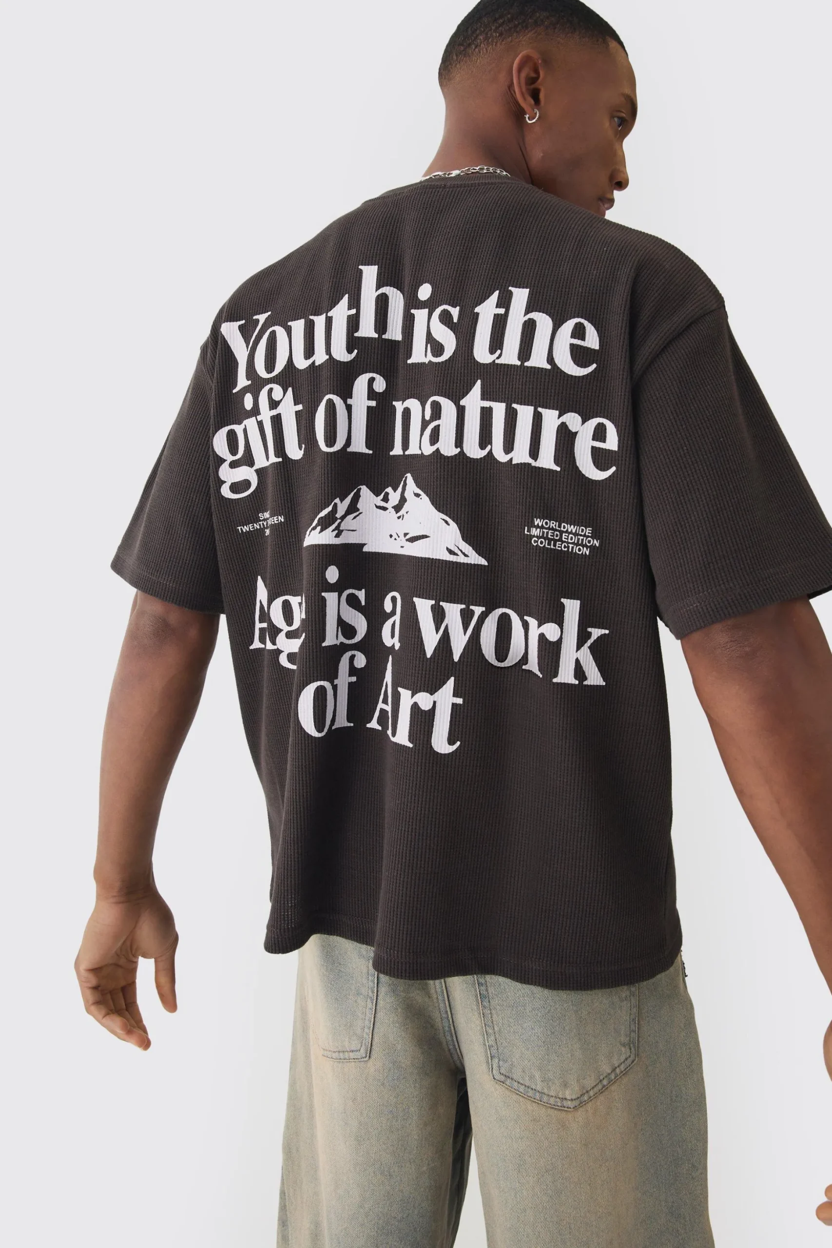 Oversized Boxy Waffle Youth Graphic T-shirt | BoohooMAN UK