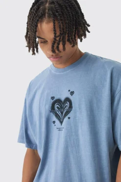 Oversized Boxy Washed Heart Print T-Shirt | BoohooMAN UK