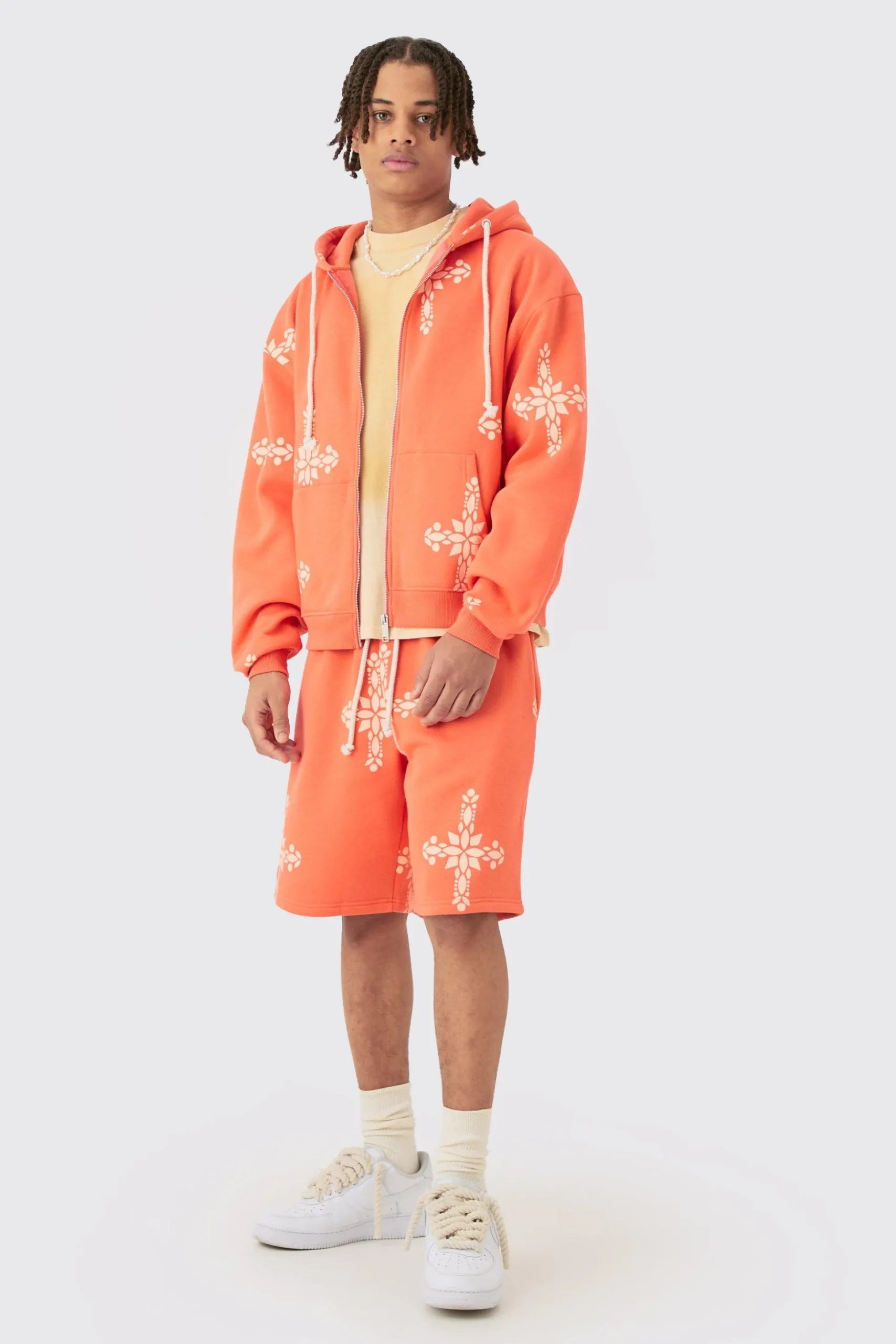 Oversized Boxy Zip Through Cross Printed Hoodie & Shorts | BoohooMAN UK