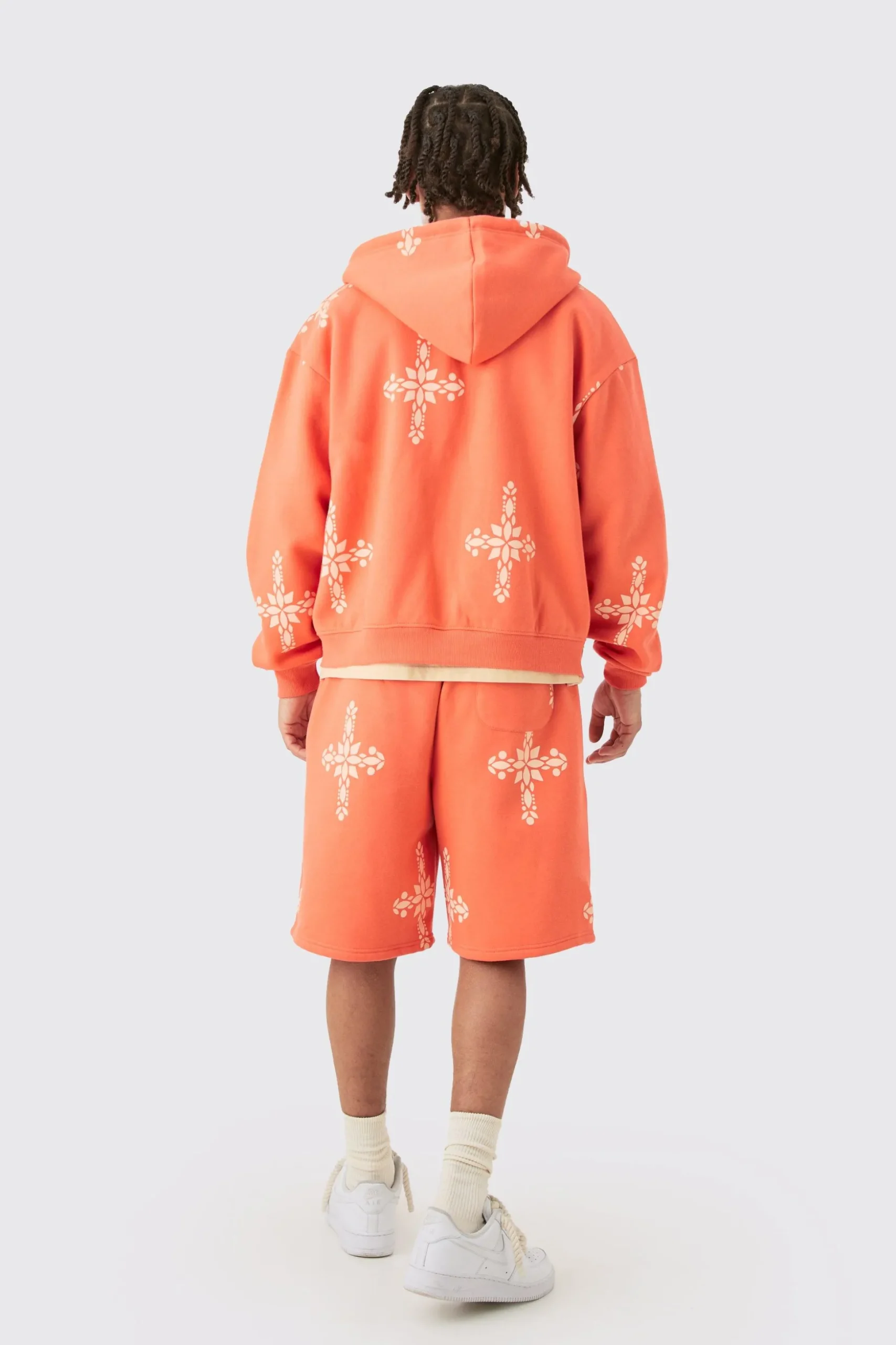 Oversized Boxy Zip Through Cross Printed Hoodie & Shorts | BoohooMAN UK