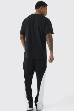 Oversized Bullet For My Valentine License Print T-Shirt | BoohooMAN UK