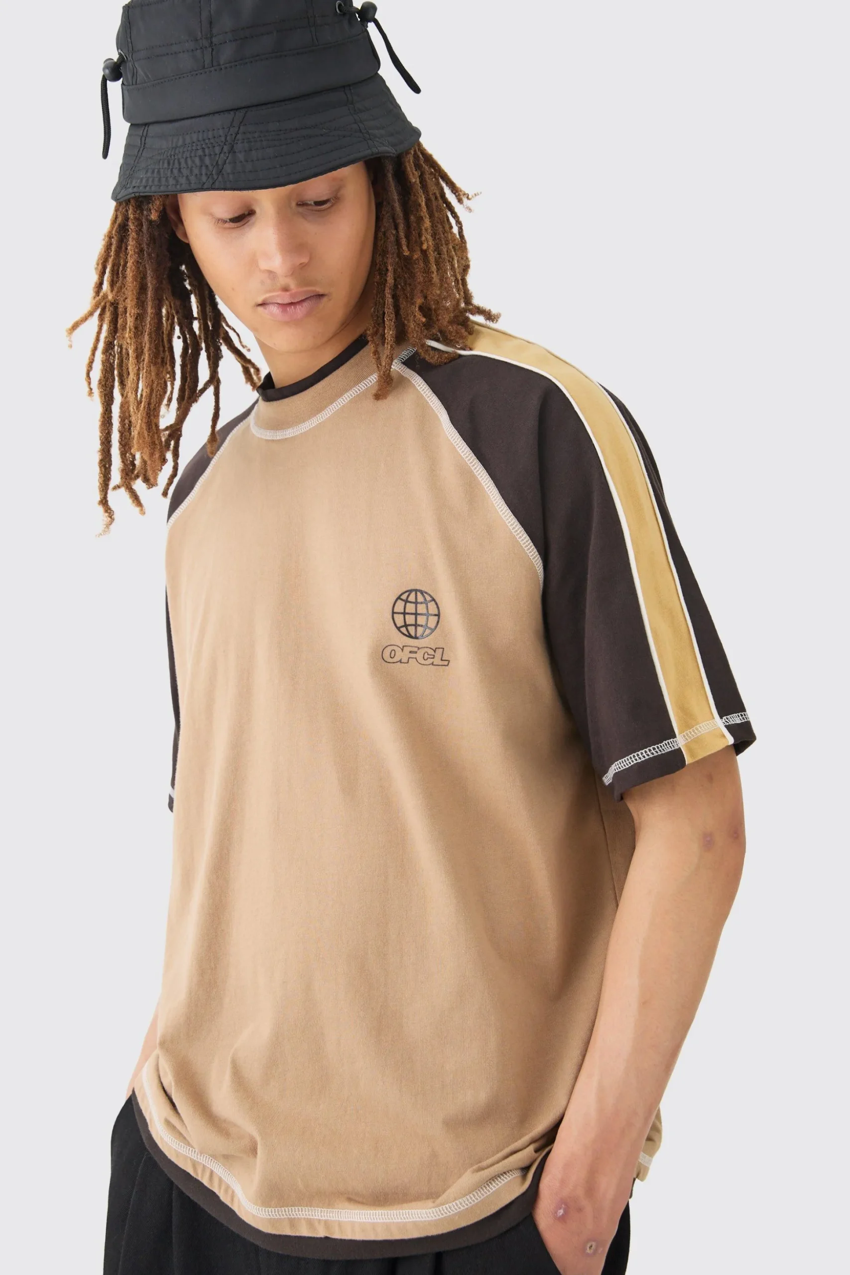 Oversized Carded Heavyweight Panelled Ofcl T-shirt | BoohooMAN UK