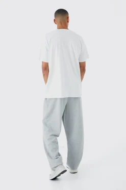 Oversized Crew Neck T-shirt | BoohooMAN UK