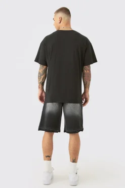Oversized Def Leopard Band License T-shirt | BoohooMAN UK