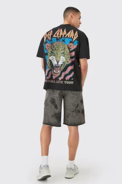 Oversized Def Leopard Large Scale License T-shirt | BoohooMAN UK