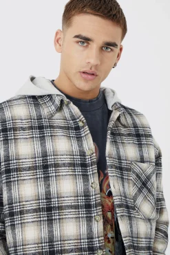 Oversized Detachable Hood Quilted Check Shirt | BoohooMAN UK