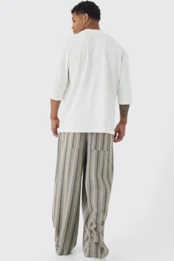 Oversized Distressed Heavyweight Renaissance Graphic T-shirt | BoohooMAN UK