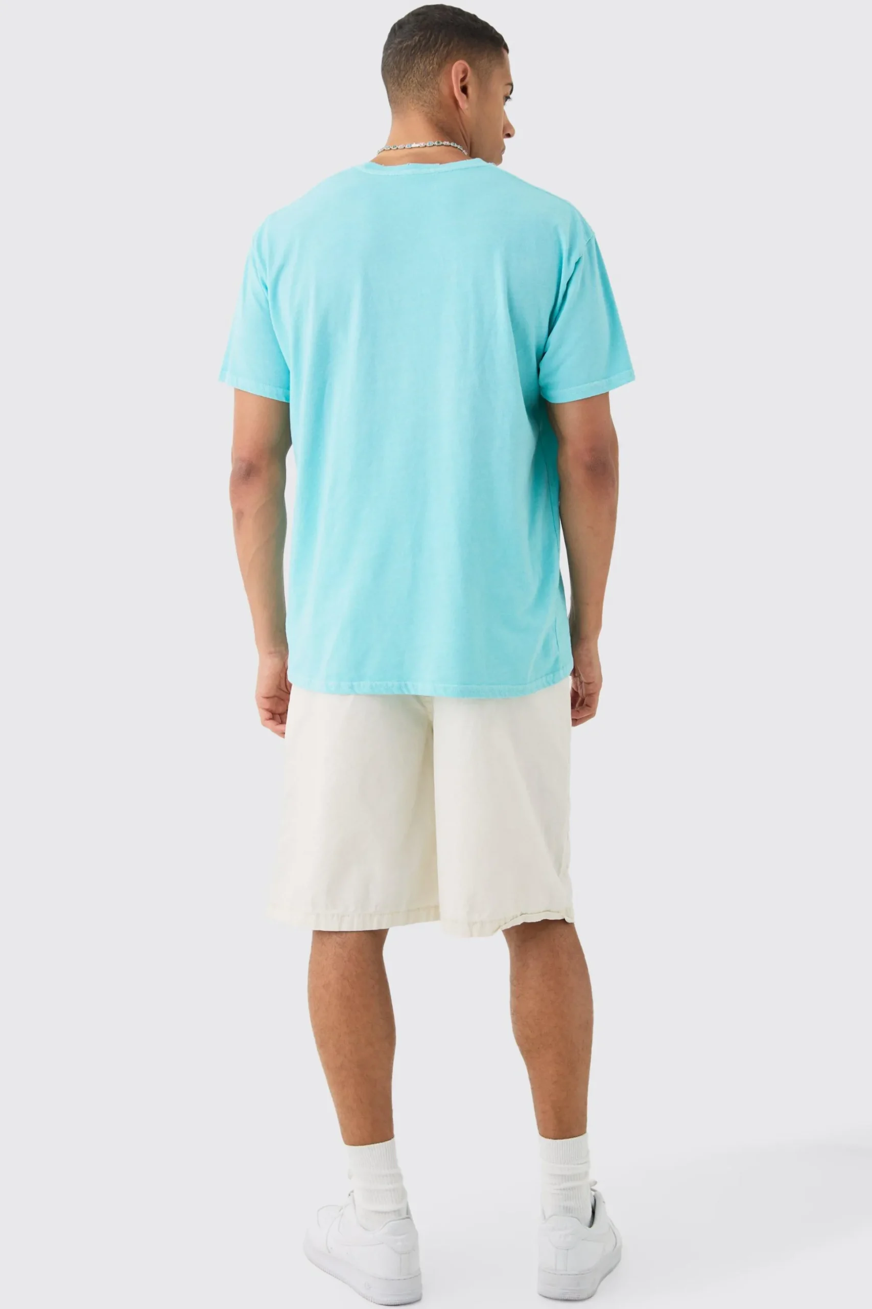 Oversized Distressed Wash T-shirt | BoohooMAN UK