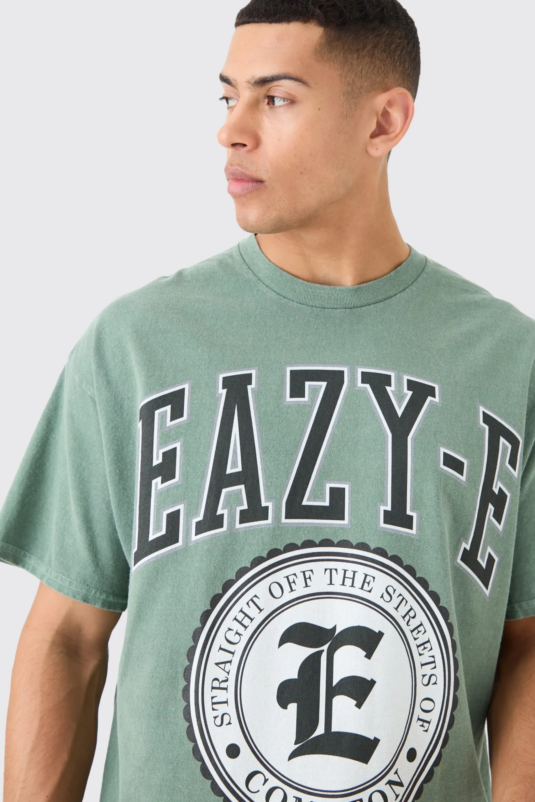 Oversized Eazy E Wash License T-shirt | BoohooMAN UK