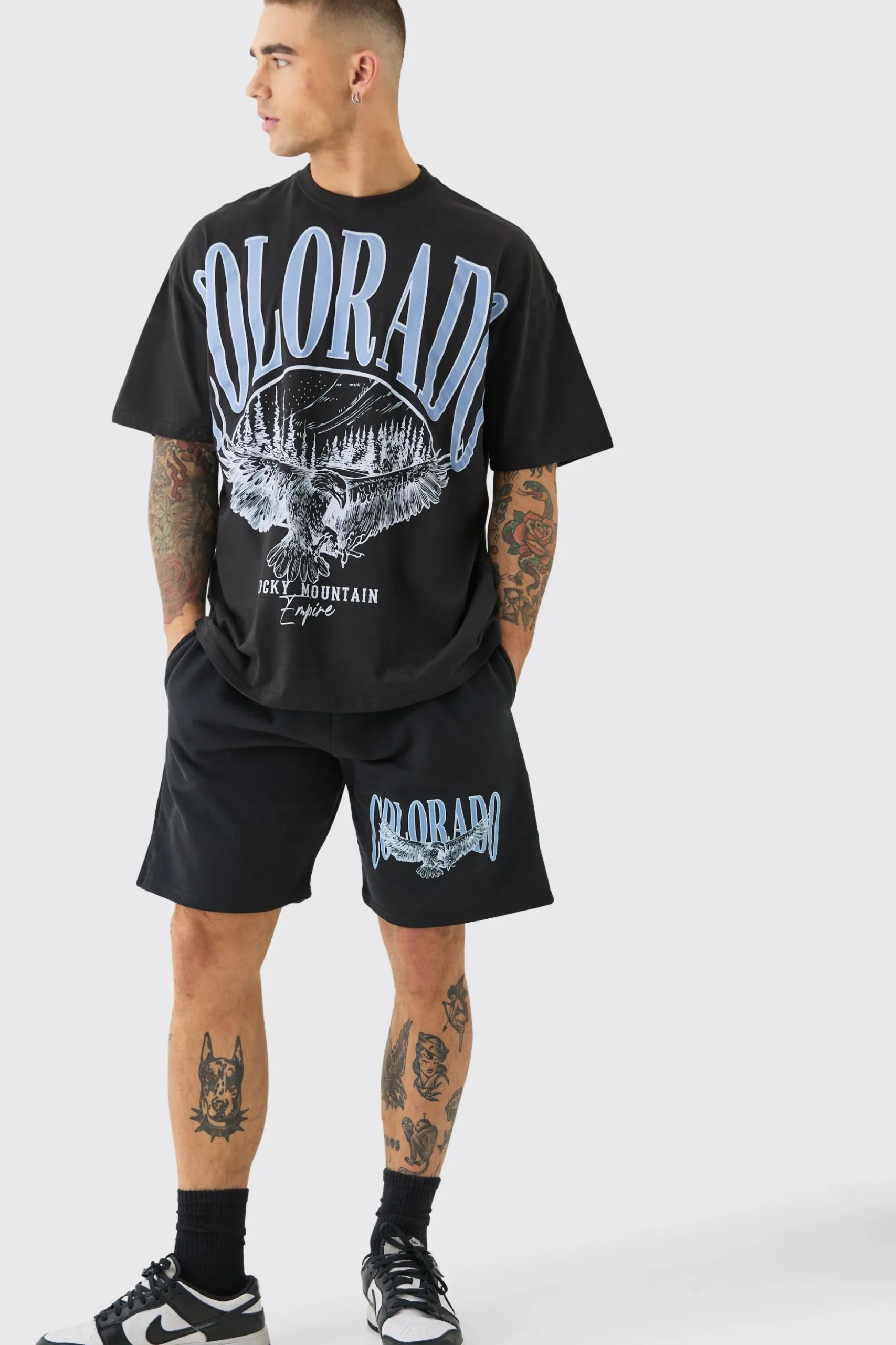 Oversized Extended Neck Colorado Large Graphic Shorts Set | BoohooMAN UK