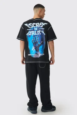 Oversized Extended Neck Contrast Stitch Graphic Print T-Shirt | BoohooMAN UK