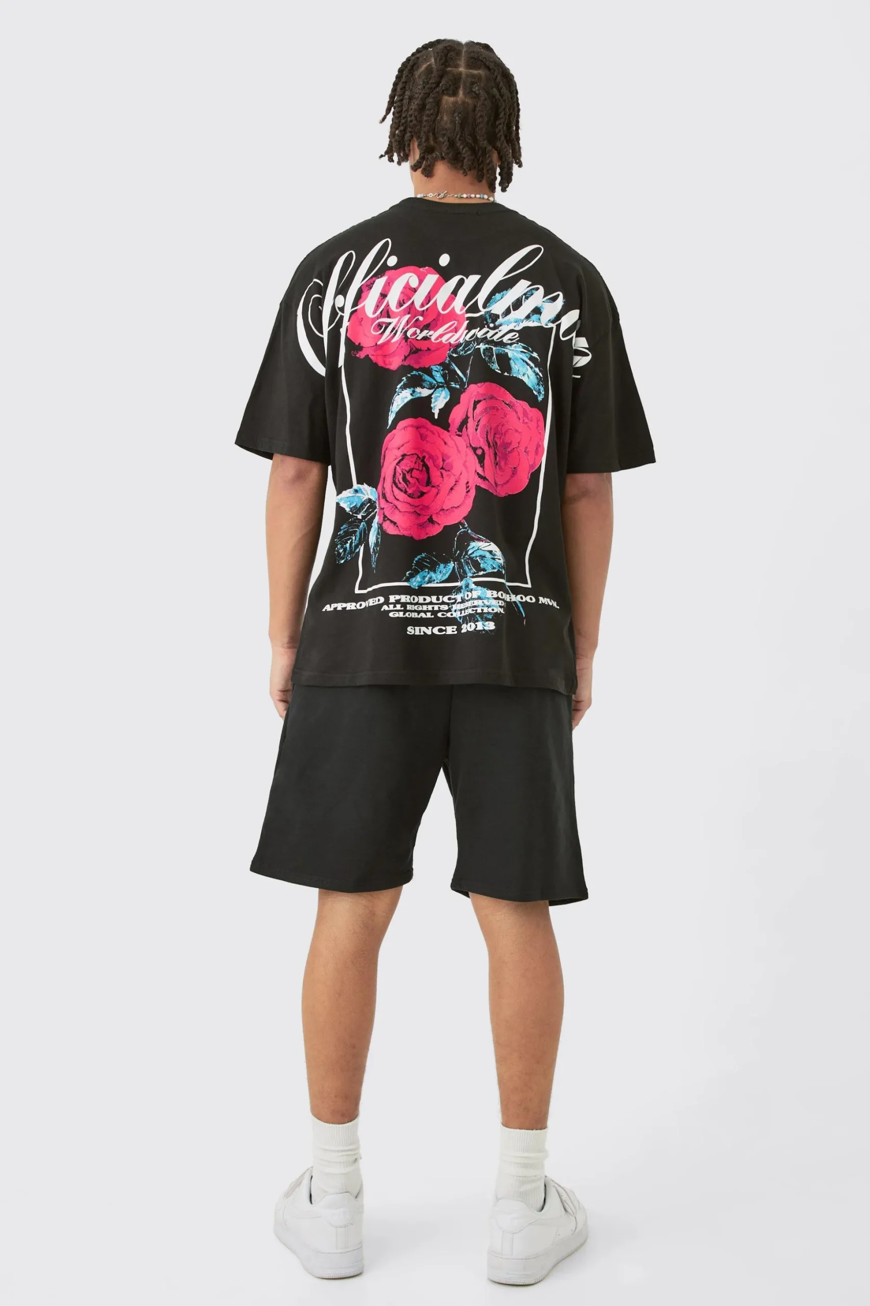 Oversized Extended Neck Floral Large Graphic Shorts Set | BoohooMAN UK