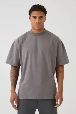 Oversized Extended Neck Heavyweight T-shirt | BoohooMAN UK