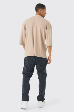 Oversized Extended Neck Half Sleeve Interlock Graphic T-shirt | BoohooMAN UK