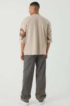 Oversized Extended Neck Heavyweight Interlock Face Print T-shirt | BoohooMAN UK