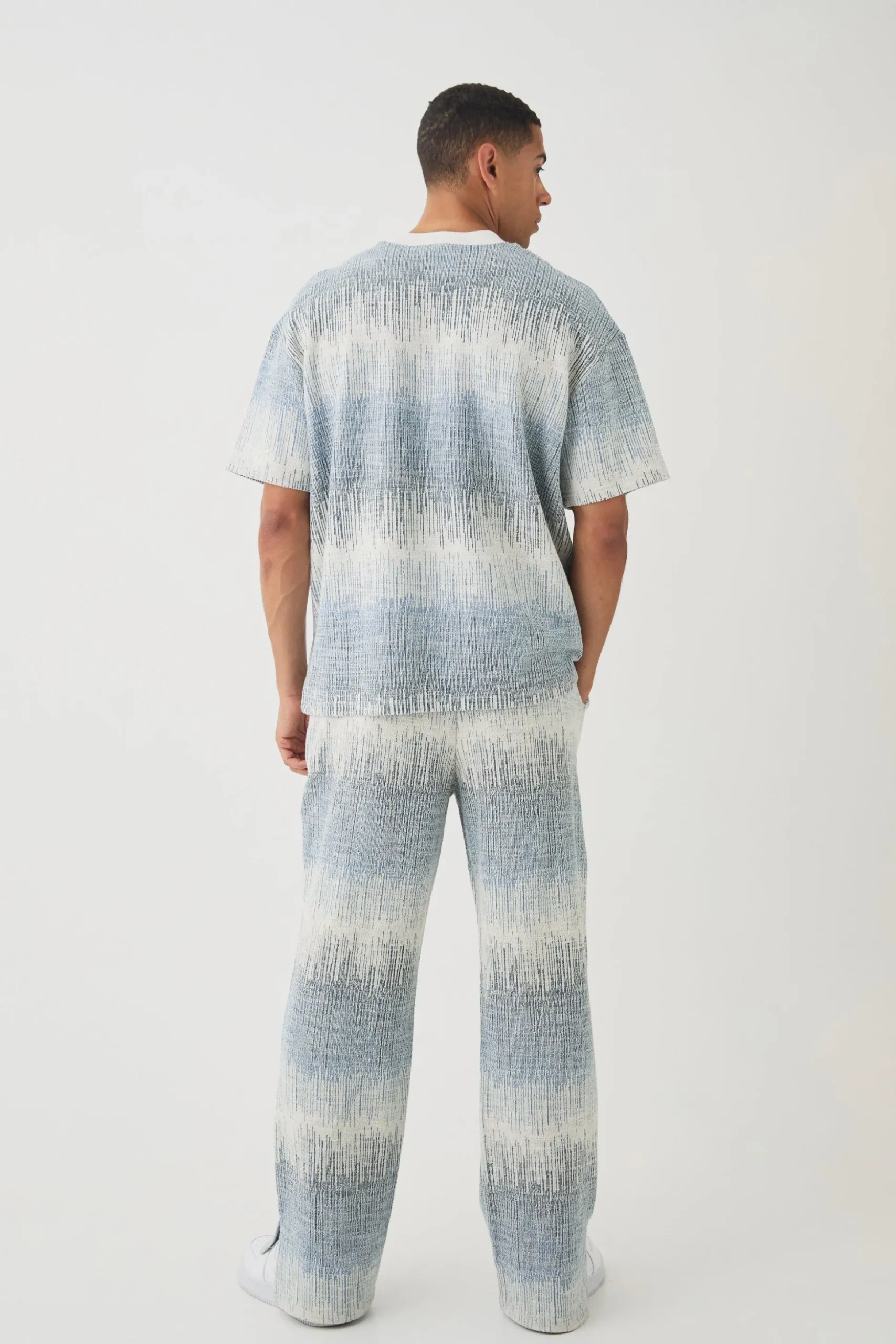 Oversized Extended Neck Jacquard T-shirt | BoohooMAN UK