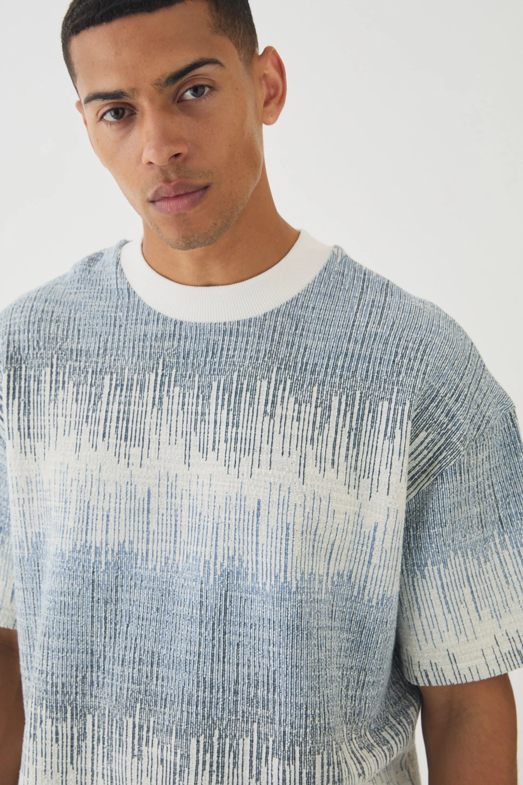 Oversized Extended Neck Jacquard T-shirt | BoohooMAN UK