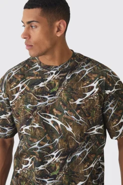 Oversized Extended Neck Printed T-shirt | BoohooMAN UK