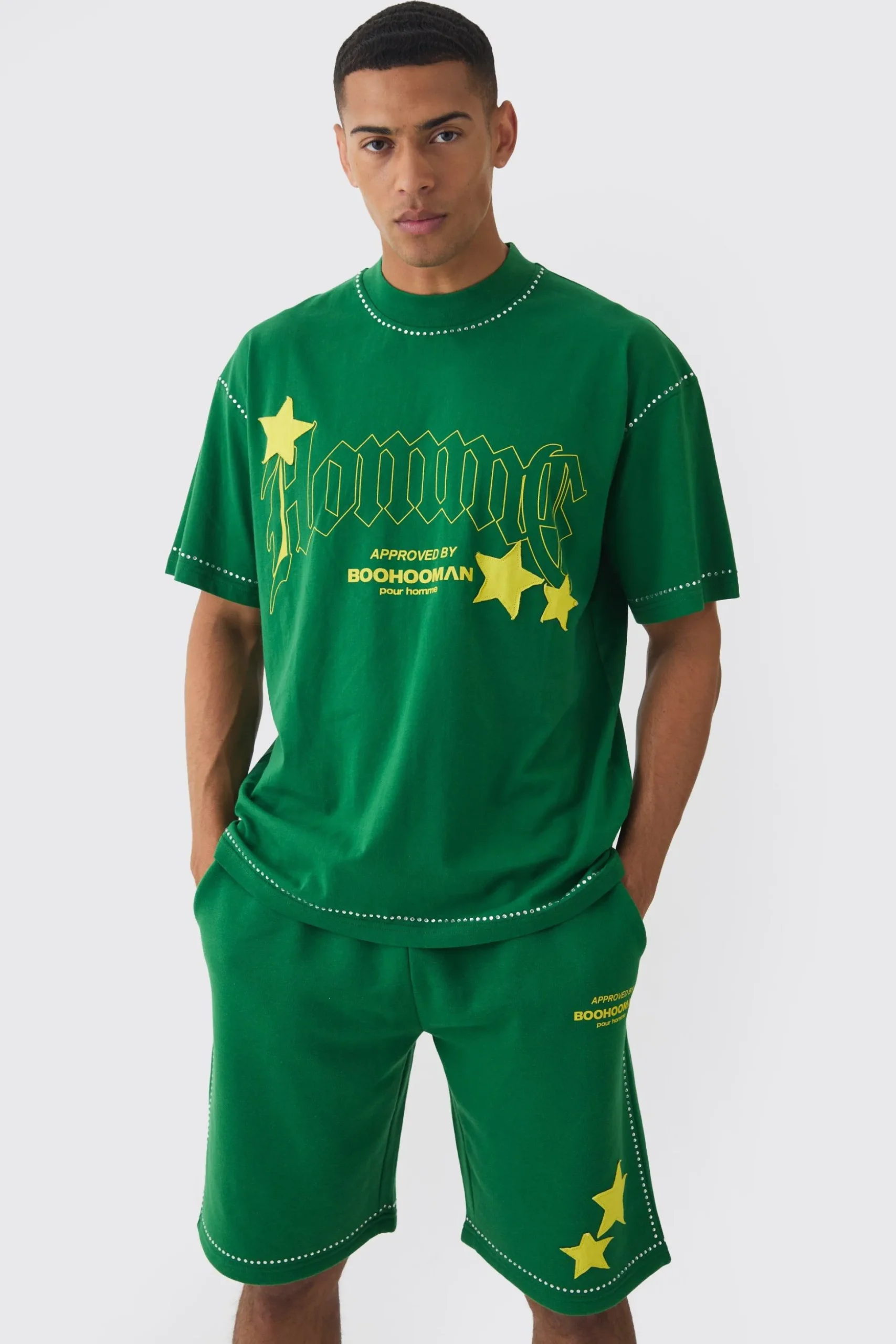 Oversized Extended Neck Star Rhinestone T-shirt & Short Set | BoohooMAN UK