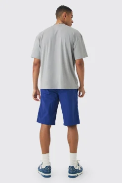 Oversized Extended Neck Space Graphic T-shirt | BoohooMAN UK