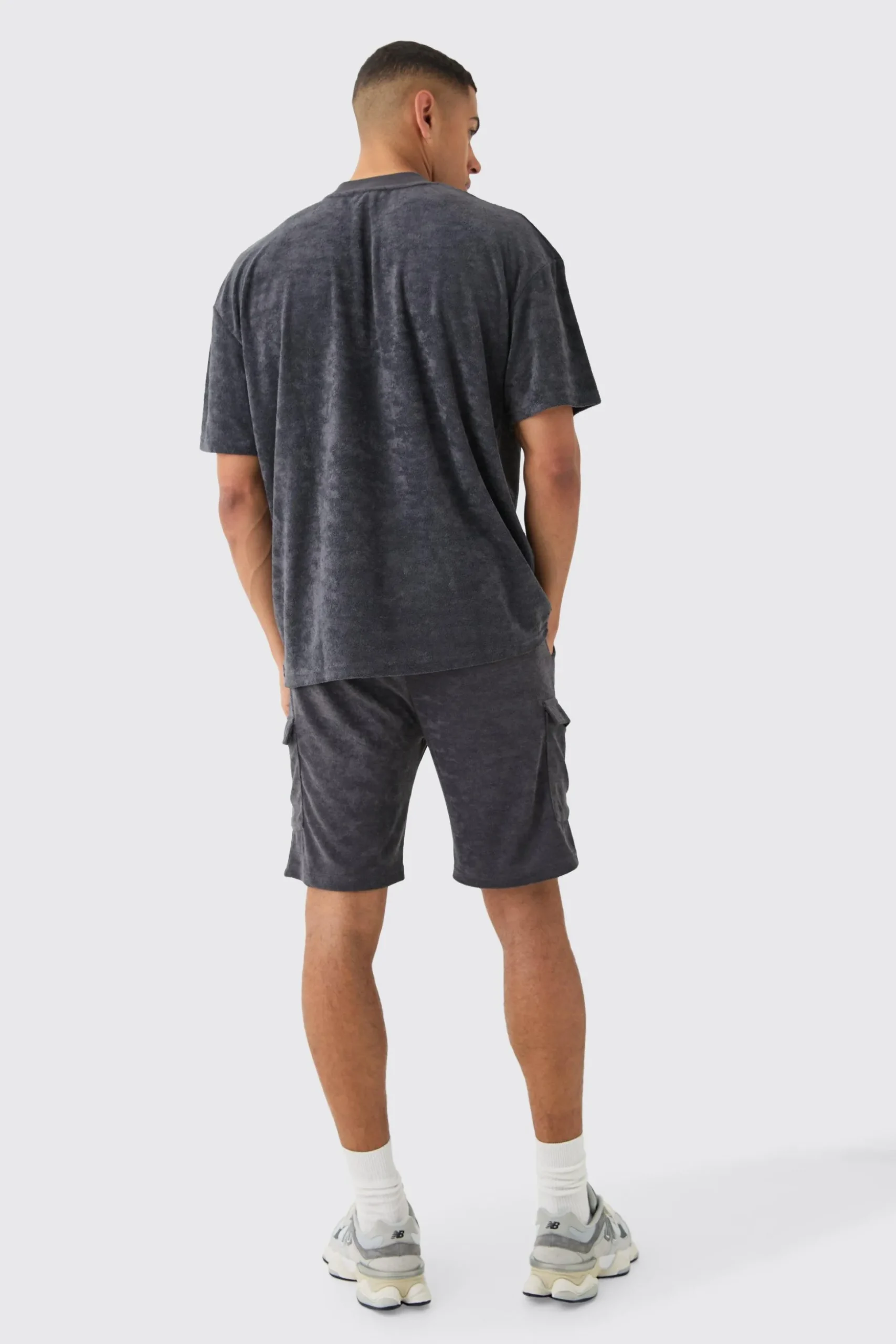 Oversized Extended Neck Towelling T-shirt & Cargo Shorts | BoohooMAN UK