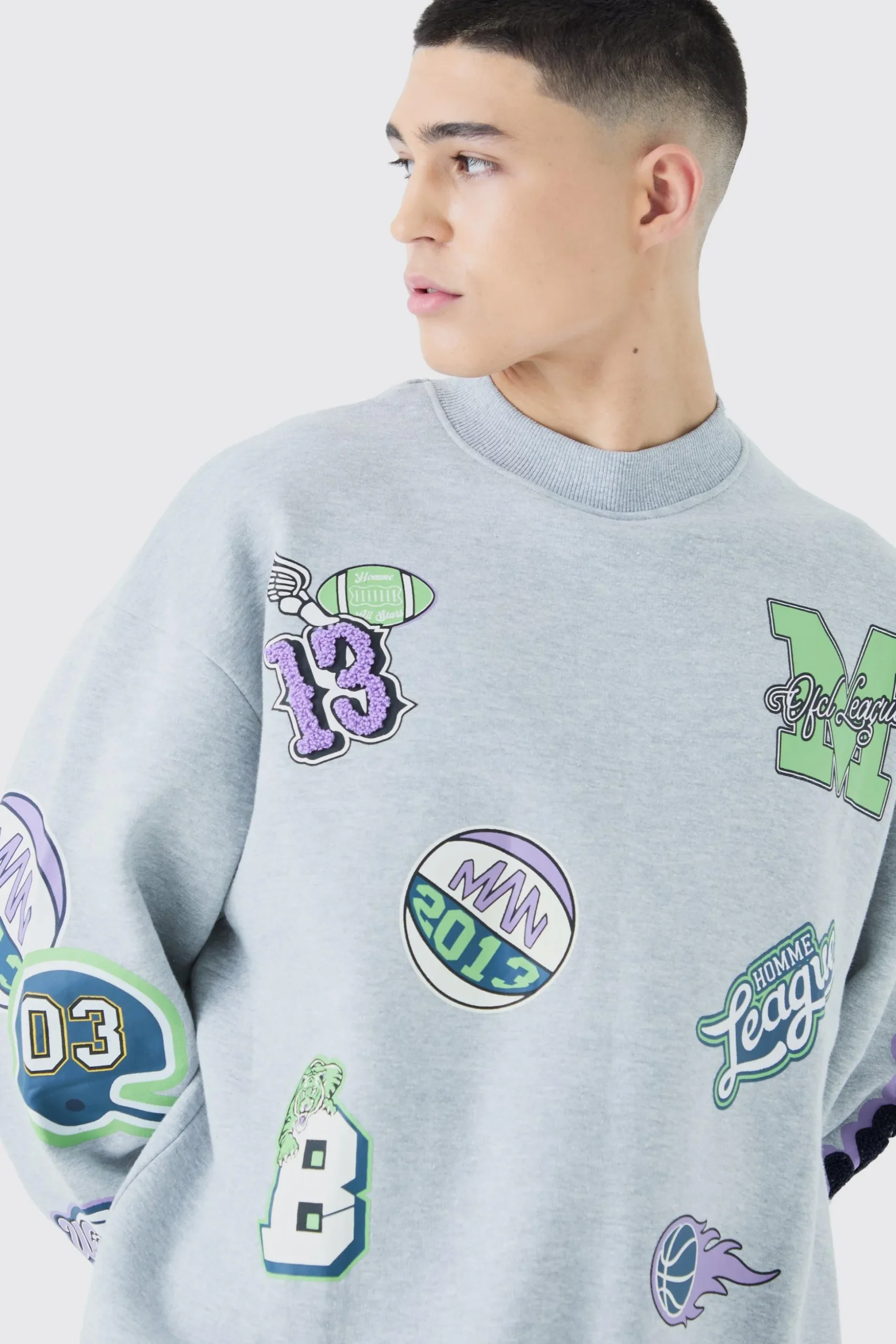 Oversized Extended Neck Varsity Badge Sweatshirt Tracksuit | BoohooMAN UK