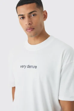 Oversized Extended Neck Very Demure Slogan T-Shirt | BoohooMAN UK