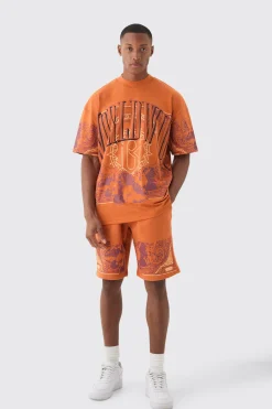Oversized Extended Neck Worldwide Graphic T-shirt & Shorts Set | BoohooMAN UK