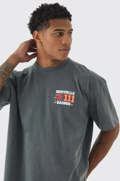 Oversized Extended Neck Washed Varsity Print T-Shirt | BoohooMAN UK