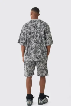 Oversized Football Official Abstract Printed T-shirt | BoohooMAN UK