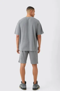 Oversized Gothic Waffle Large Printed T-shirt & Shorts Set | BoohooMAN UK