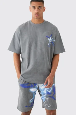 Oversized Gothic Waffle Large Printed T-shirt & Shorts Set | BoohooMAN UK