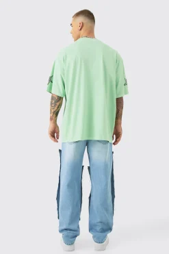 Oversized Graffiti Car Graphic Wash T-shirt | BoohooMAN UK