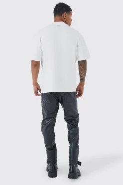 Oversized Heavyweight Interlock Rose Graphic T-shirt | BoohooMAN UK