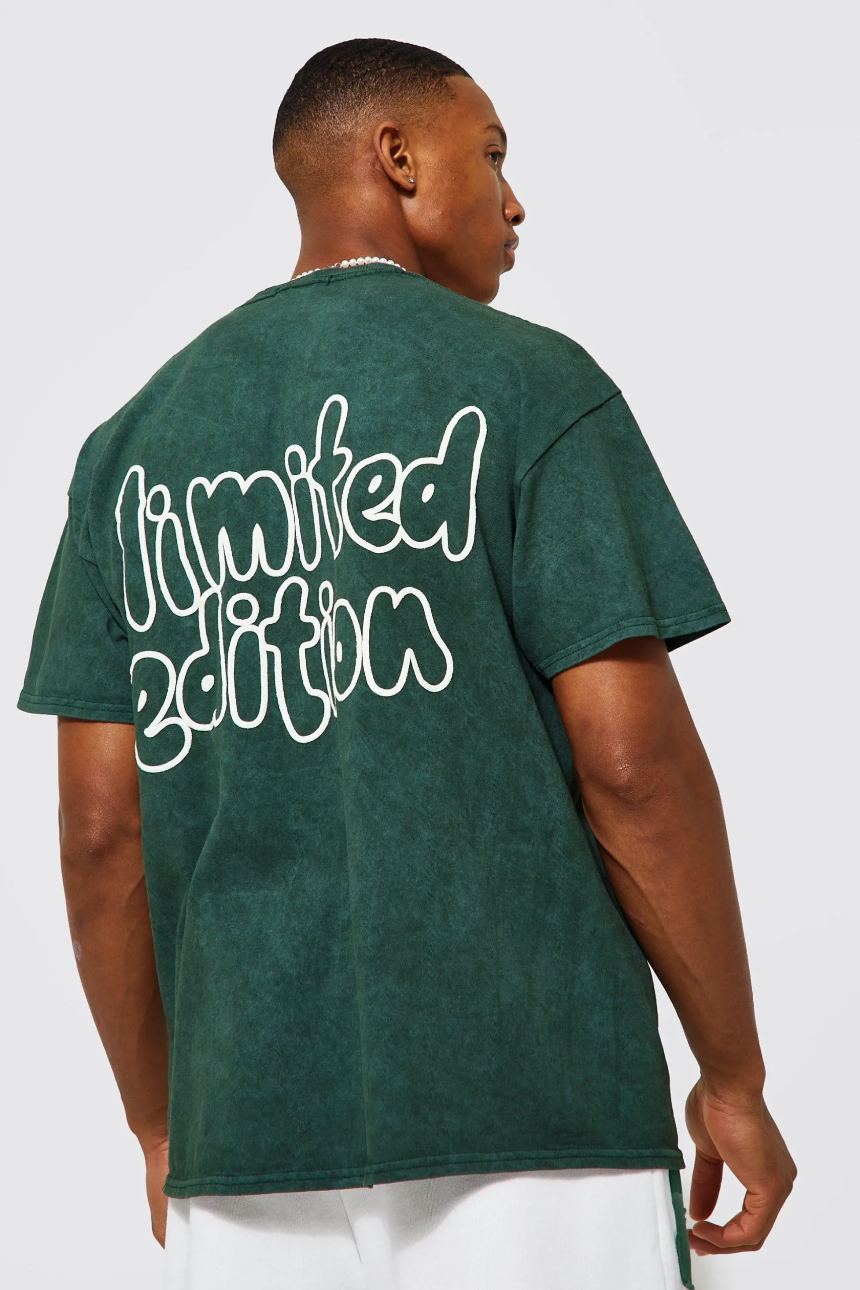 Oversized Limited Edition Acid Wash T-shirt | BoohooMAN UK