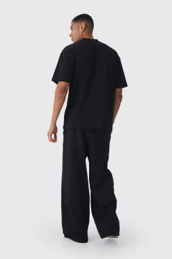 Oversized Limited Edition Heavyweight T-shirt | BoohooMAN UK