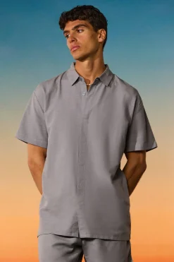 Oversized Linen Concealed Placket Shirt | BoohooMAN UK