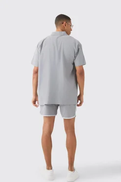 Oversized Linen Concealed Placket Shirt | BoohooMAN UK